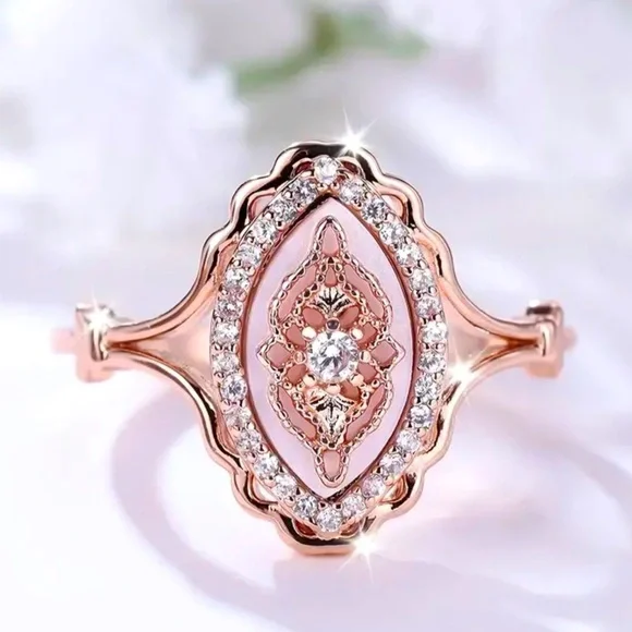 Women's Vintage-Style Ring - Picture 4 of 6